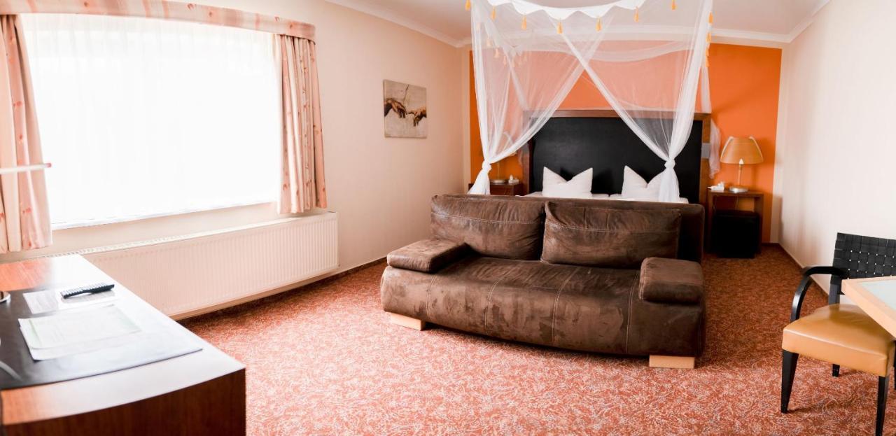 Hotel Am Uckersee Röpersdorf Eksteriør billede