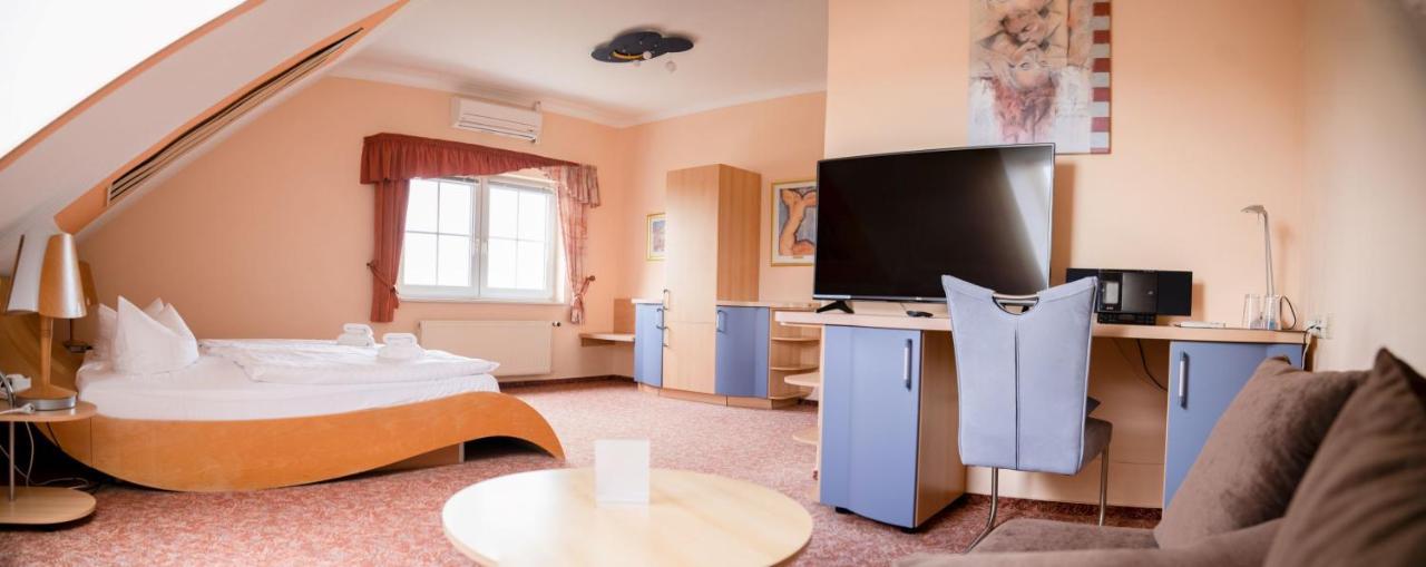 Hotel Am Uckersee Röpersdorf Eksteriør billede