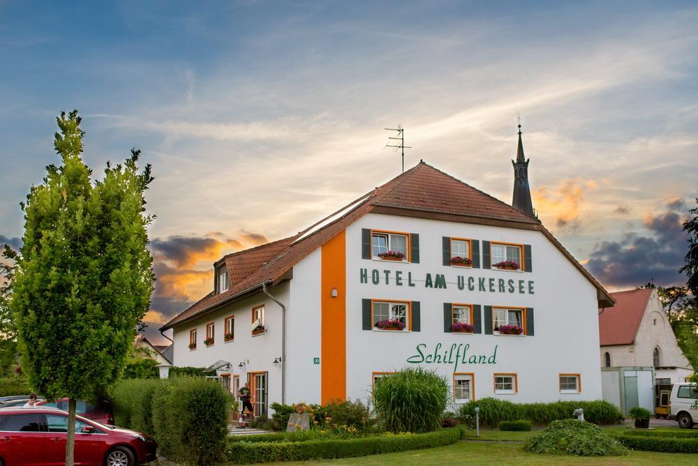 Hotel Am Uckersee Röpersdorf Eksteriør billede